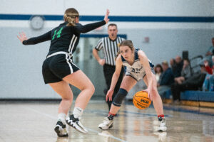 Clay Battelle girls overrun in 2nd half by visiting Doddrige County